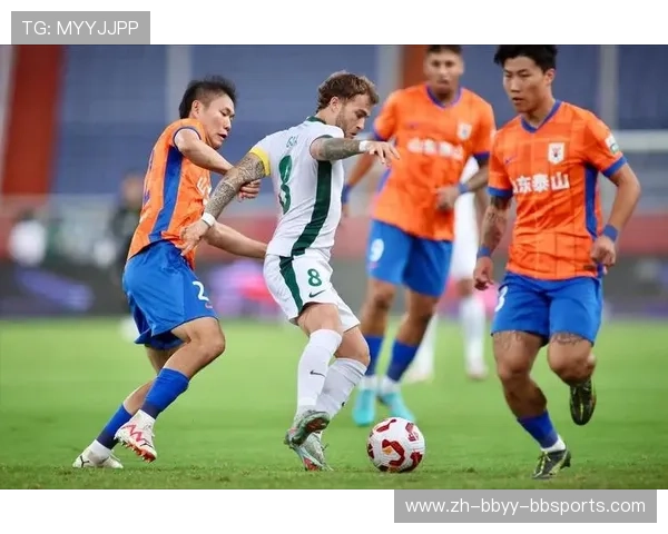 足球赛事中的紧张气氛与激烈竞争